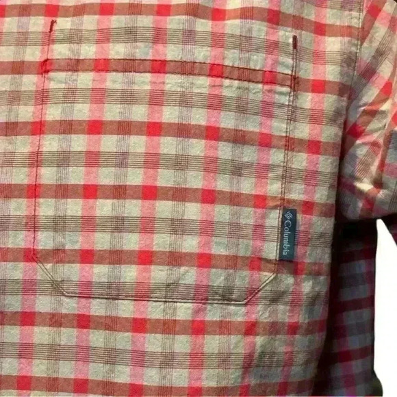 Columbia Men's Rapid Rivers II Plaid Button-Up Shirt Red/Cream Size L - Picture 3 of 4